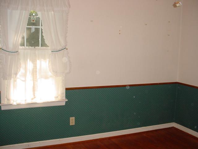 1041 Shady Lane Road Columbus, OH 43227 - Photo 8 of 11 Gallery Image 8