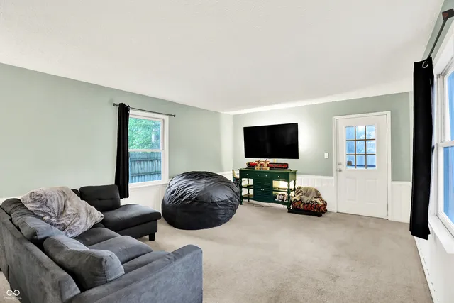 $314,500 | 4416 Melbourne Road, Indianapolis, IN 46228