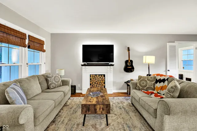 $314,500 | 4416 Melbourne Road, Indianapolis, IN 46228