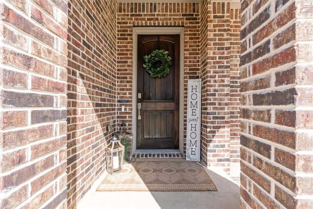 417 Prairie Run Aledo, TX 76008 - Photo 2 of 40