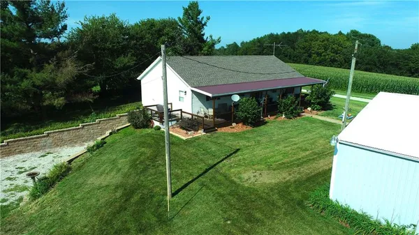 $675,000 | 9226 427th Road, Savannah, MO 64485
