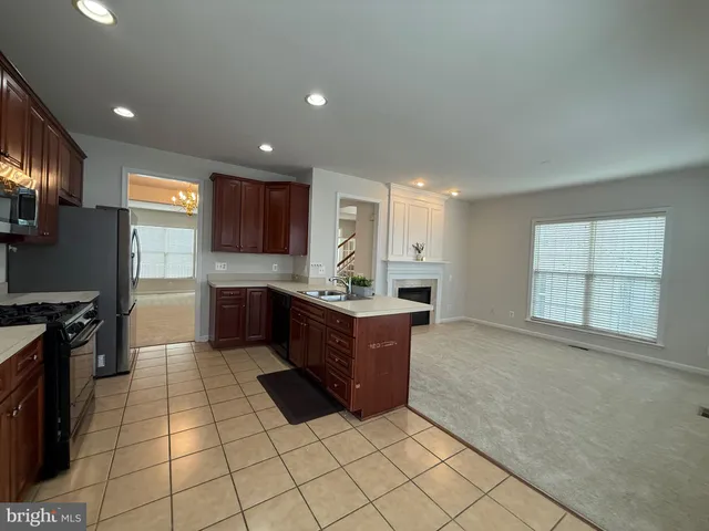 $3,500 | 5247 Jule Star Drive, Centreville, VA 20120