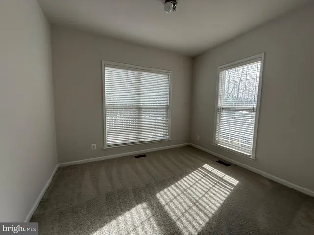 $3,500 | 5247 Jule Star Drive, Centreville, VA 20120