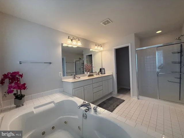 $3,500 | 5247 Jule Star Drive, Centreville, VA 20120