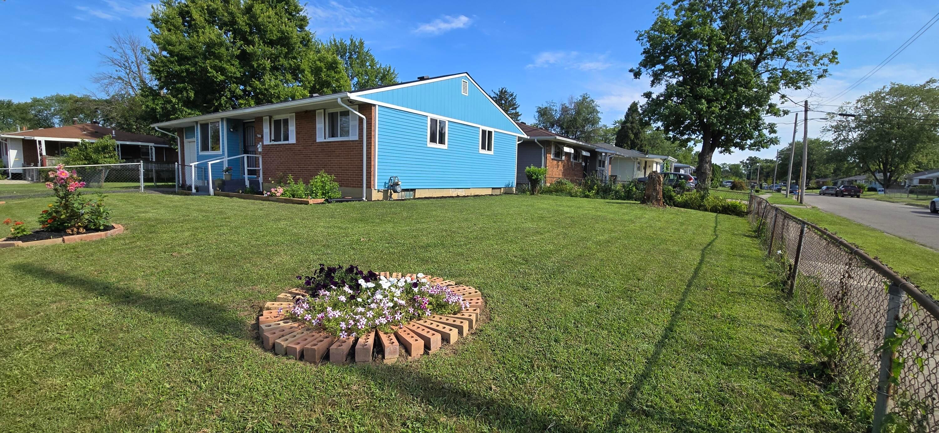 1619 Liscomb Road Columbus, OH 43207 - Photo 2 of 25 20250802_171636