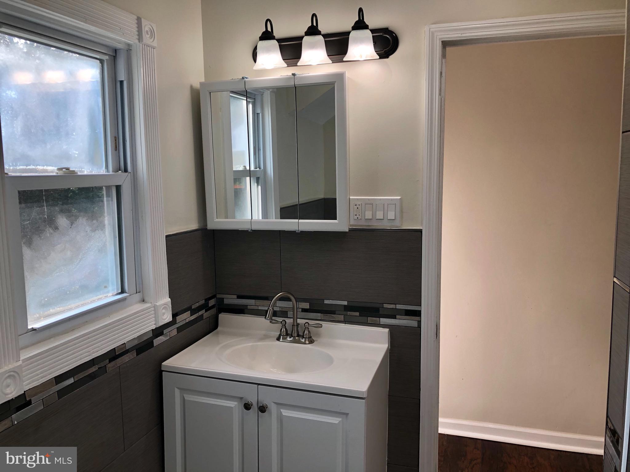 260 Ewingville Road Ewing, NJ 08638 - Photo 11 of 17 Gallery Image 11