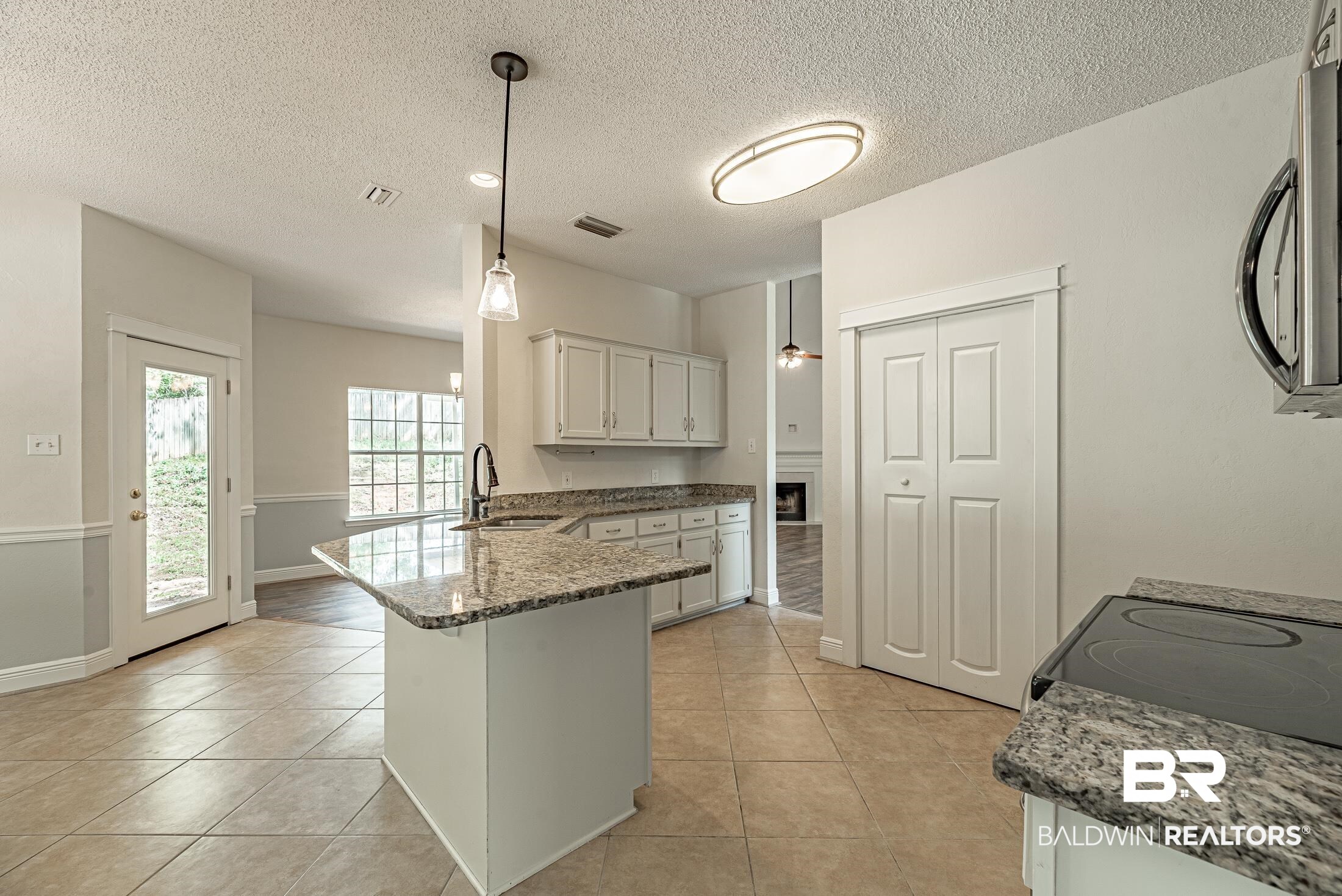 486 Ridgewood Drive Daphne, AL 36526 - Photo 17 of 33