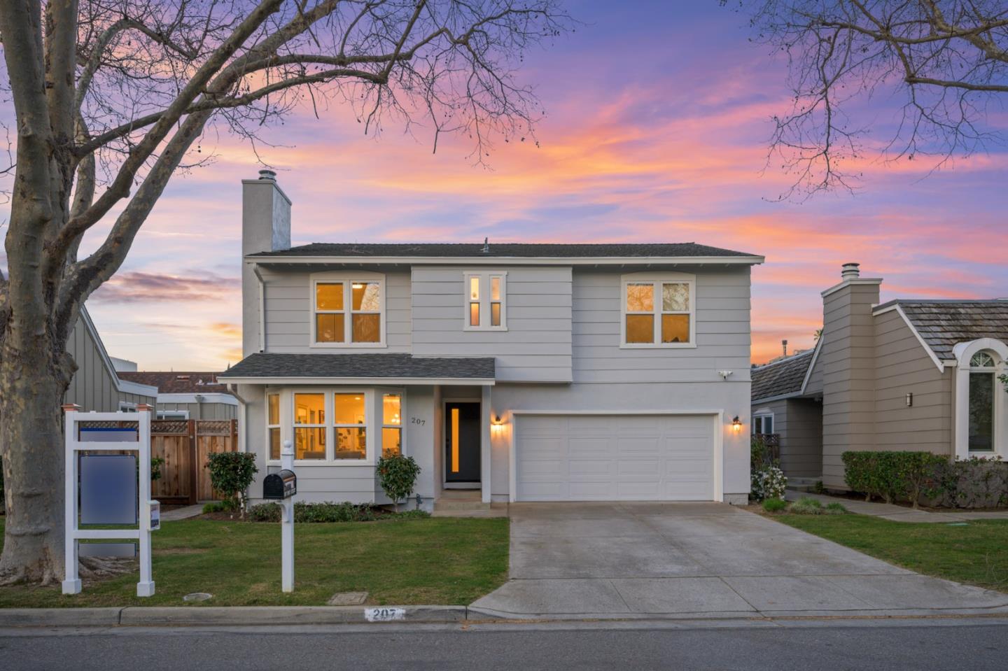 207 Post Street Mountain View, CA 94040 - Photo 60 of 60 a front view of a house with yard