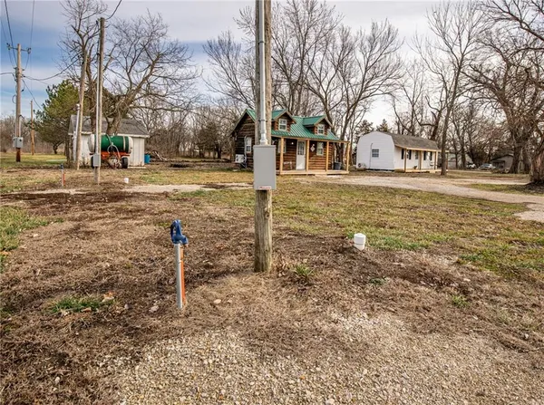 $79,000 | 112 West Kansas Avenue, Blue Mound, KS 66010