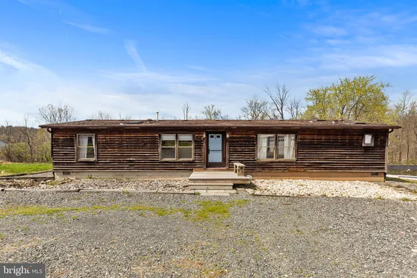 $350,000 | 335 Weinsteiger Road, Bechtelsville, PA 19505
