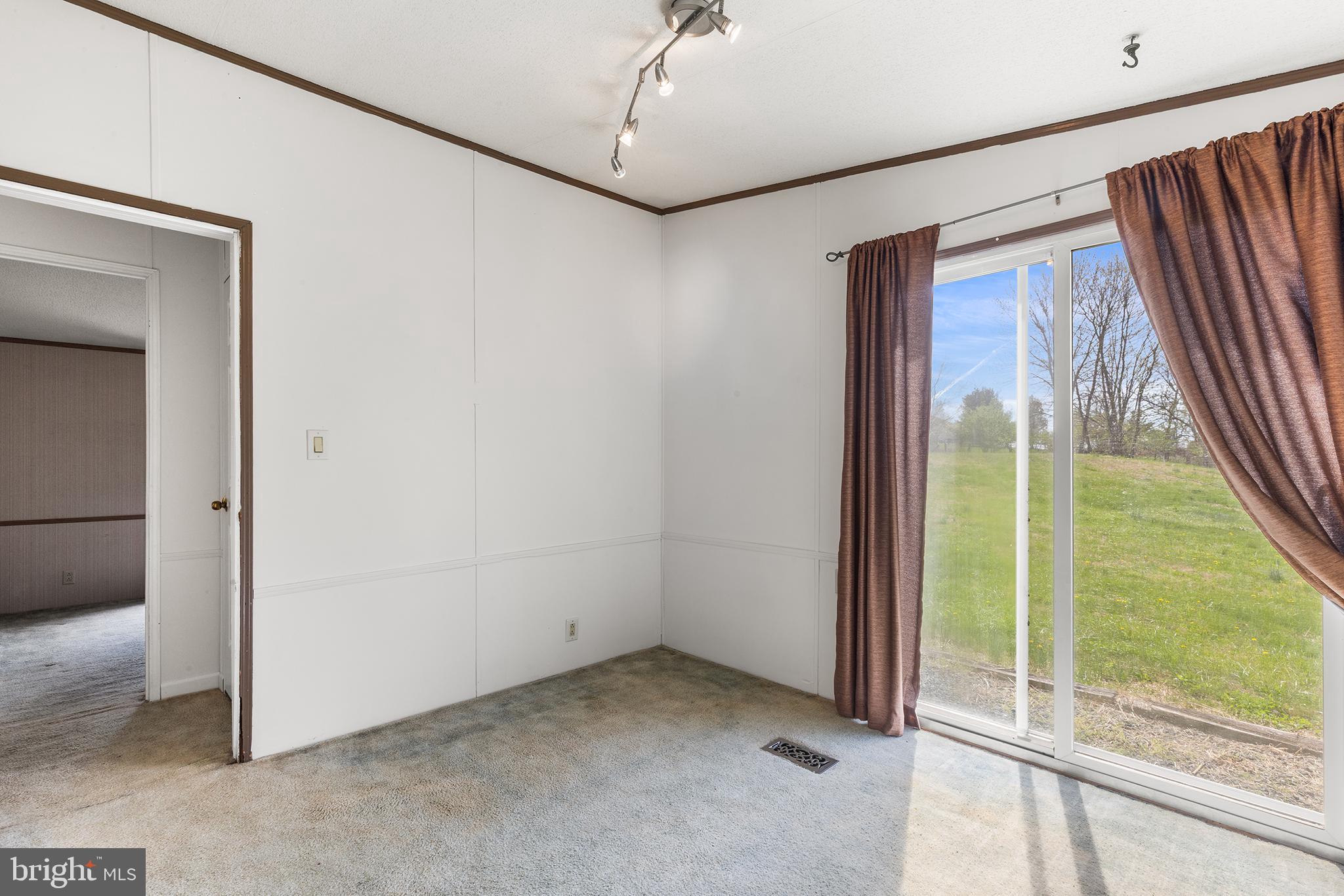 335 Weinsteiger Road Bechtelsville, PA 19505 - Photo 23 of 33