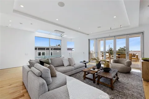$7,495,000 | 2434 Manhattan Avenue, Hermosa Beach, CA 90254