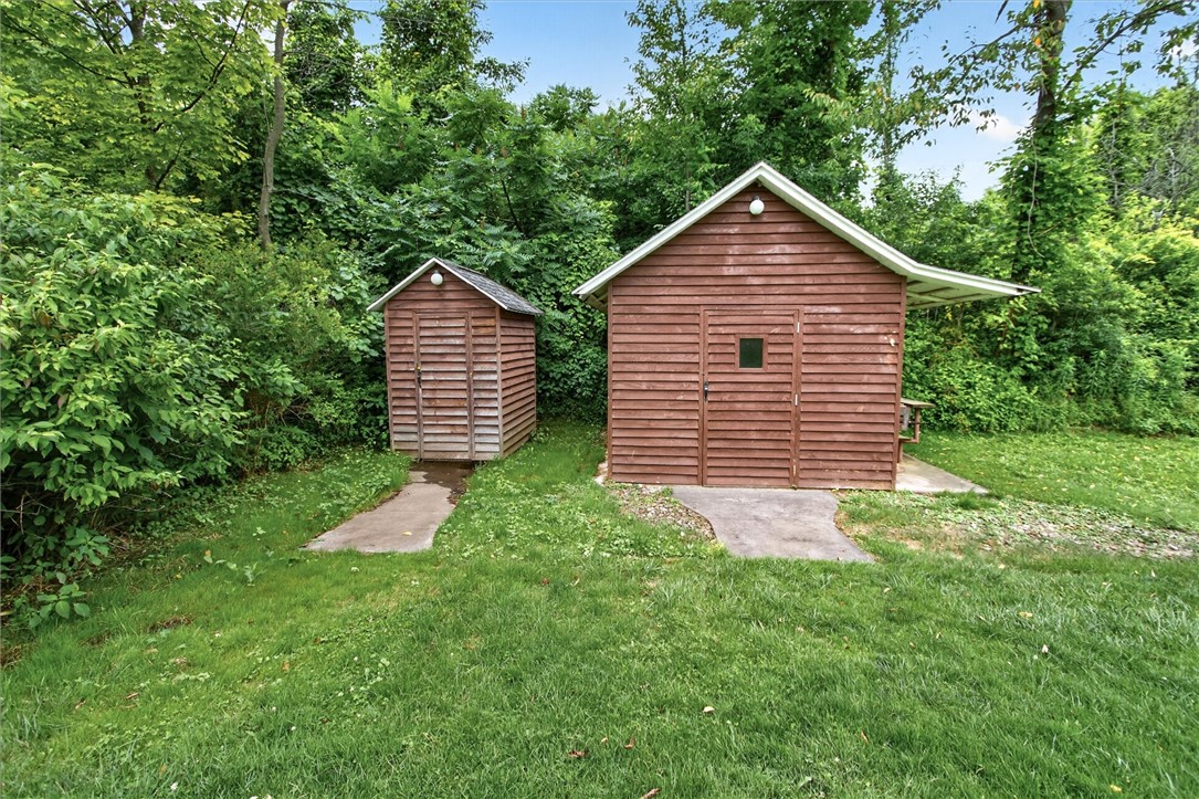 2060 Van Auken Road Arcadia, NY 14513 - Photo 15 of 50 outhouse