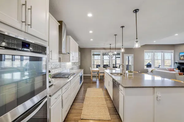$1,235,000 | 5545 Garland Lane North, Plymouth, MN 55446