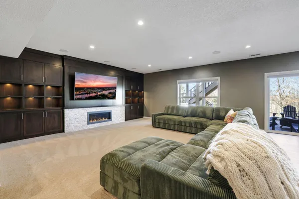 $1,235,000 | 5545 Garland Lane North, Plymouth, MN 55446