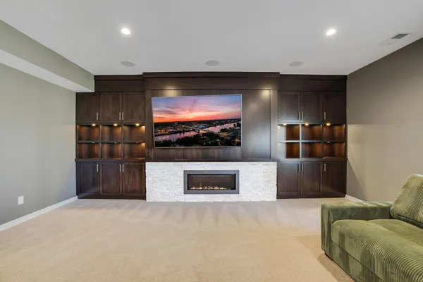 $1,235,000 | 5545 Garland Lane North, Plymouth, MN 55446