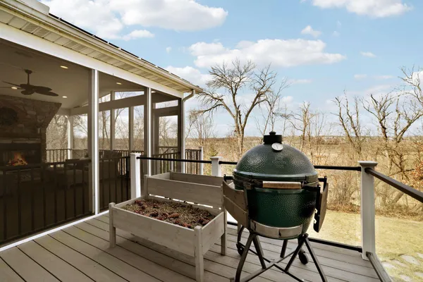 $1,235,000 | 5545 Garland Lane North, Plymouth, MN 55446