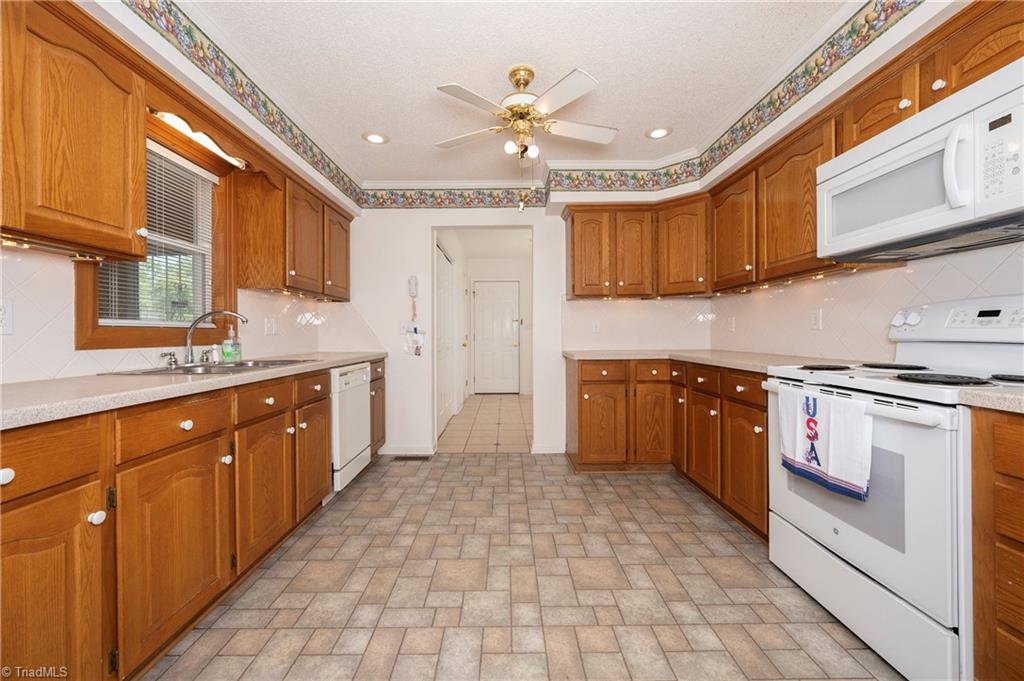 1630 Yadkin Valley Road Advance, NC 27006 - Photo 12 of 50