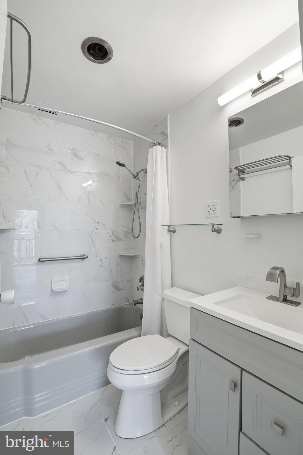 2829 Connecticut Avenue Northwest, Unit 411 Washington, DC 20008 - Photo 18 of 25