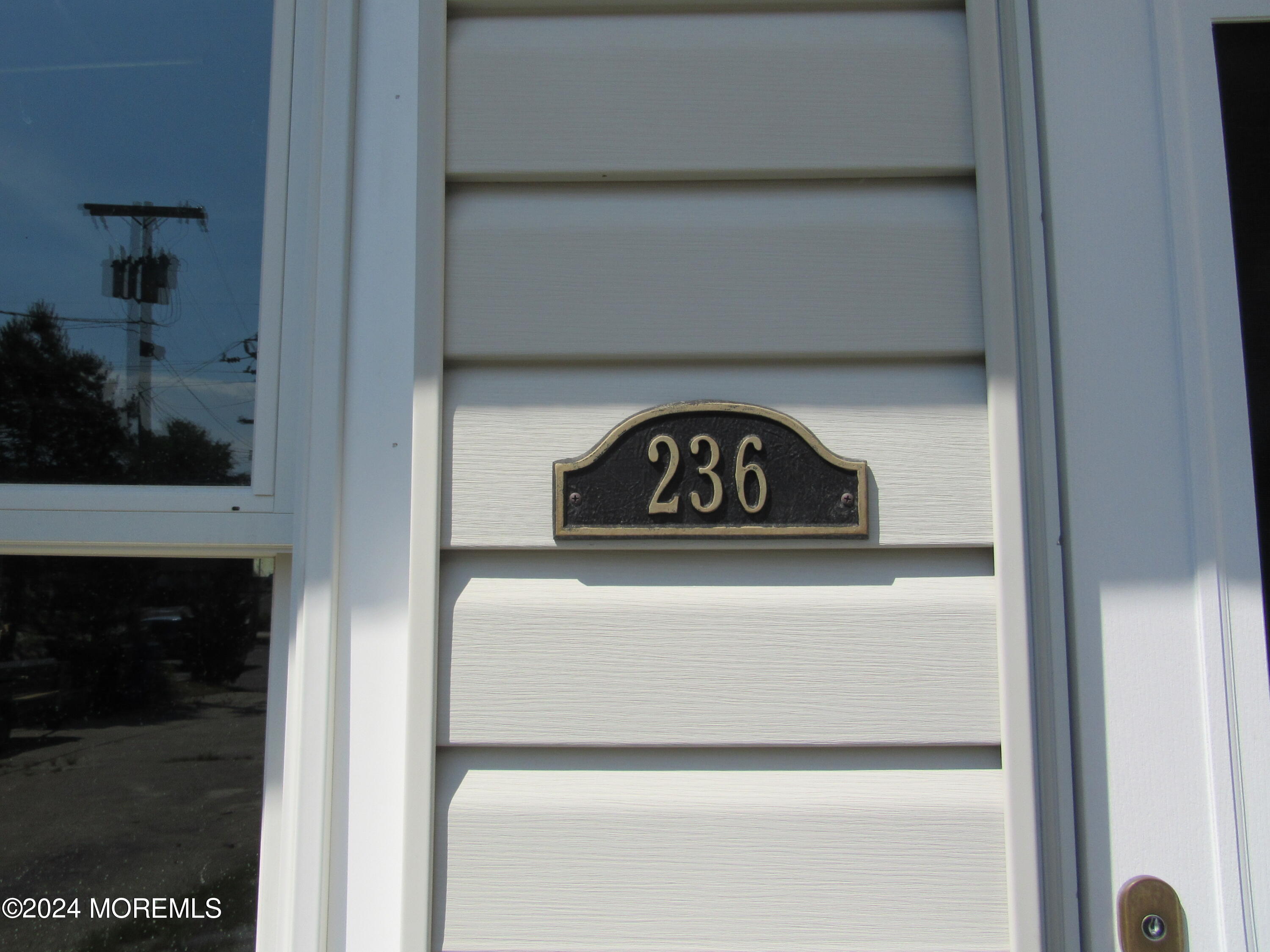 236 Mantoloking Road Brick, NJ 08723 - Photo 5 of 26 IMG_0967 236