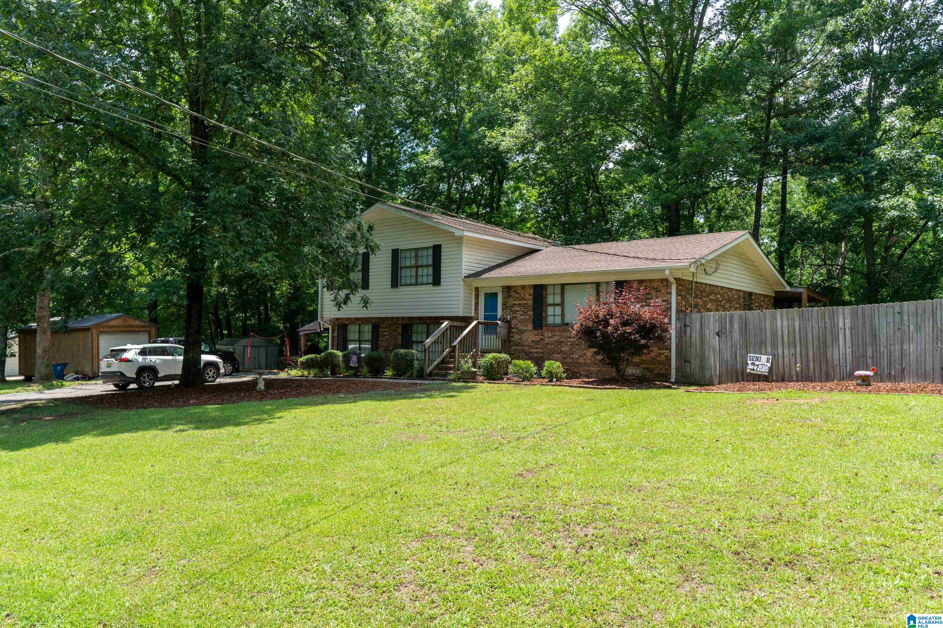 325 Ridgewood Drive Hayden, AL 35079 - Photo 7 of 67