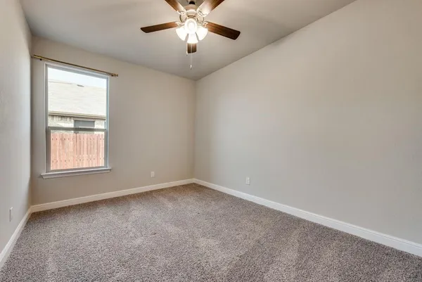 $2,100 | 1404 El Cerrito Lane, Cleburne, TX 76033