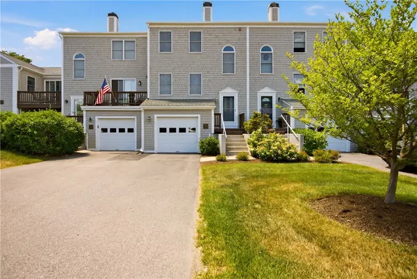 $535,000 | 424 North Lane, Bristol, RI 02809