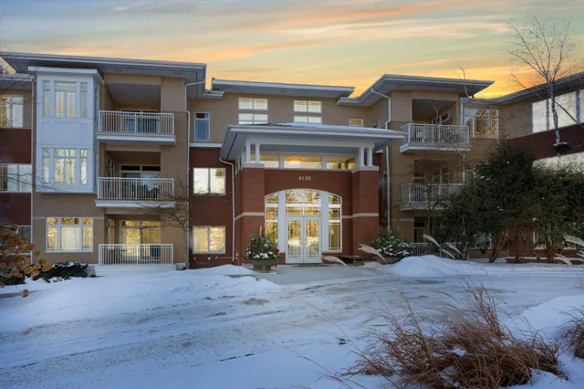 $525,000 | 408 Parkers Lake Road, Unit 107, Minnetonka, MN 55391