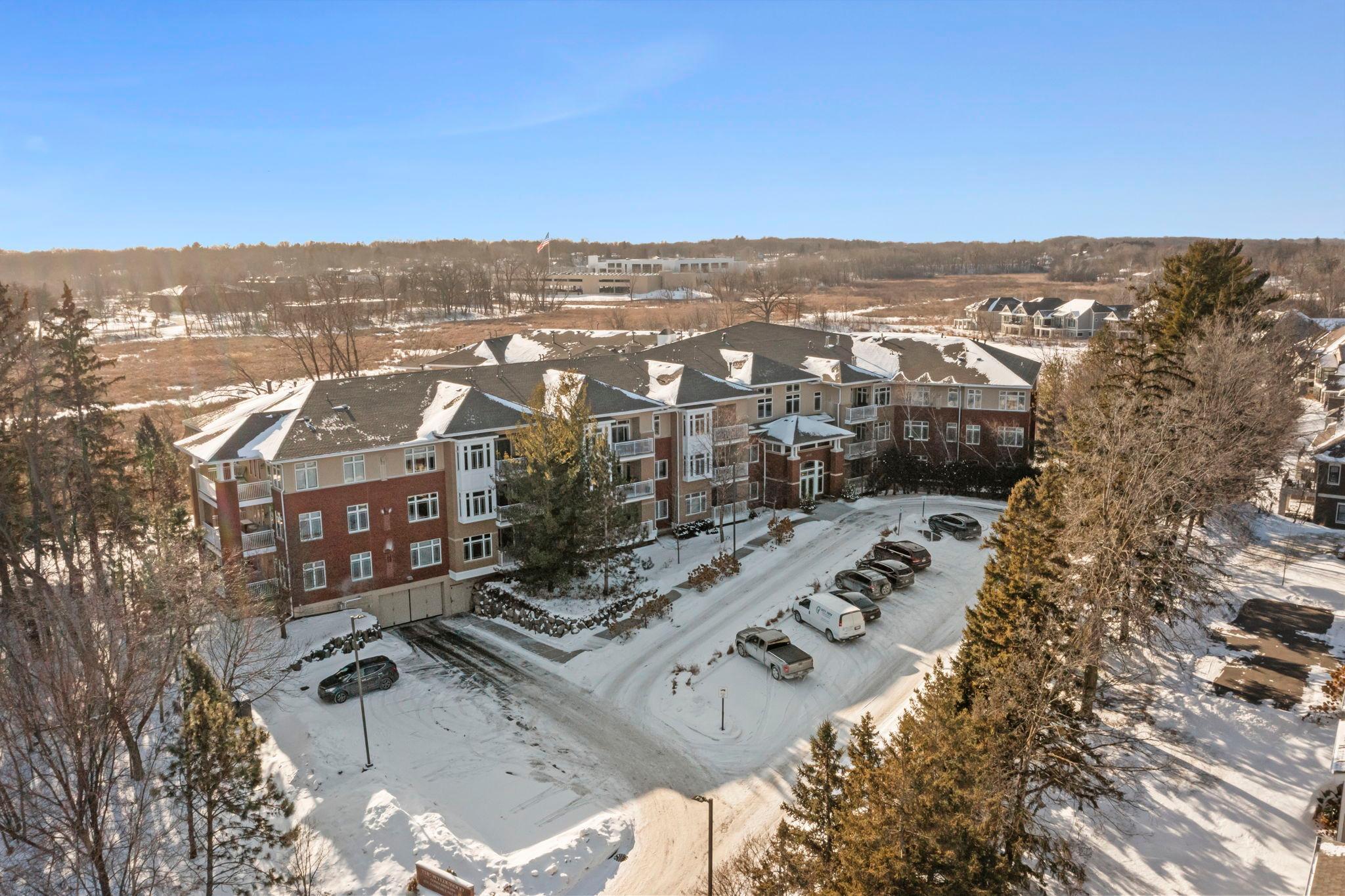 408 Parkers Lake Road, Unit 107 Minnetonka, MN 55391 - Photo 2 of 76