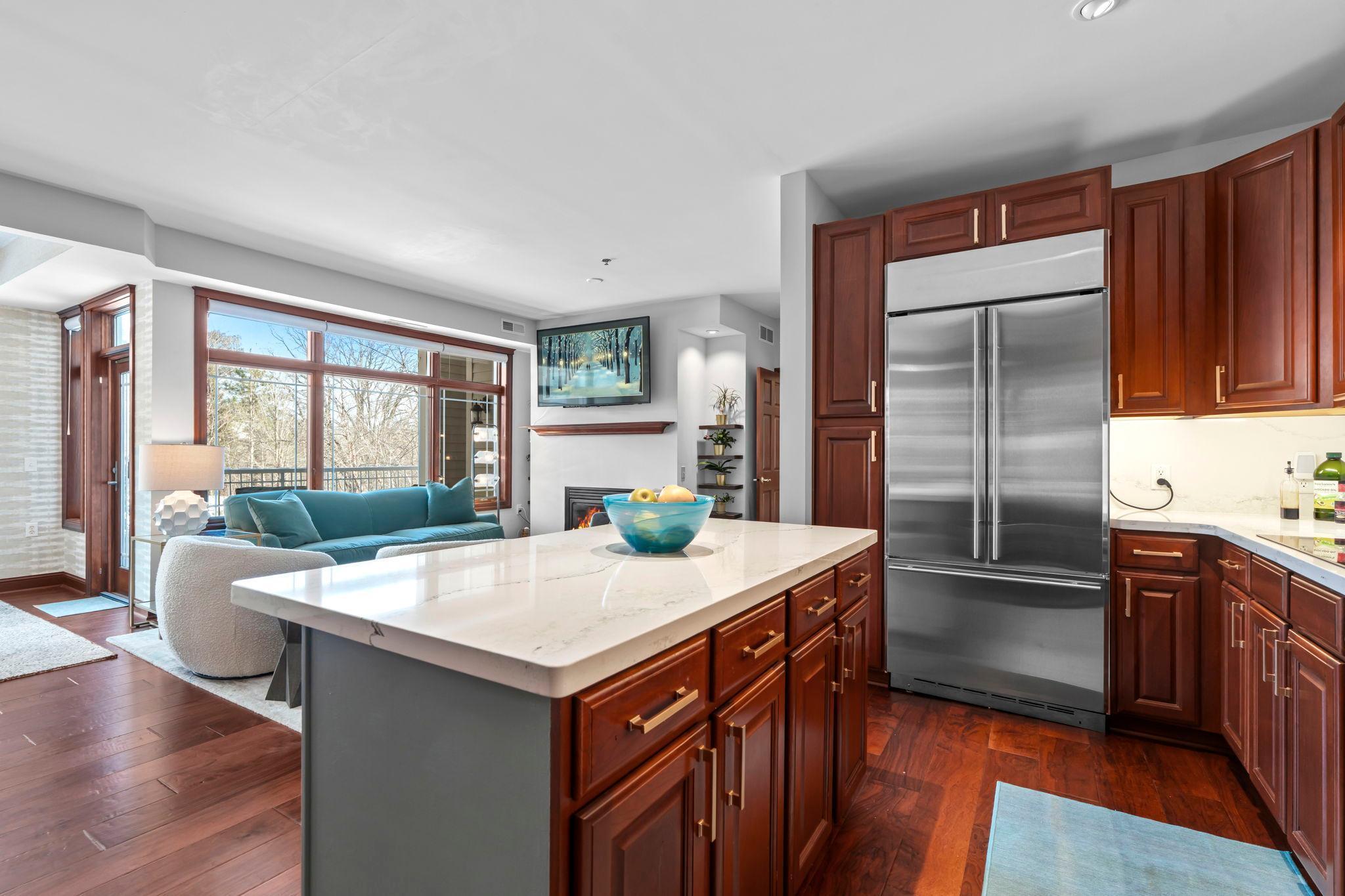 408 Parkers Lake Road, Unit 107 Minnetonka, MN 55391 - Photo 26 of 76