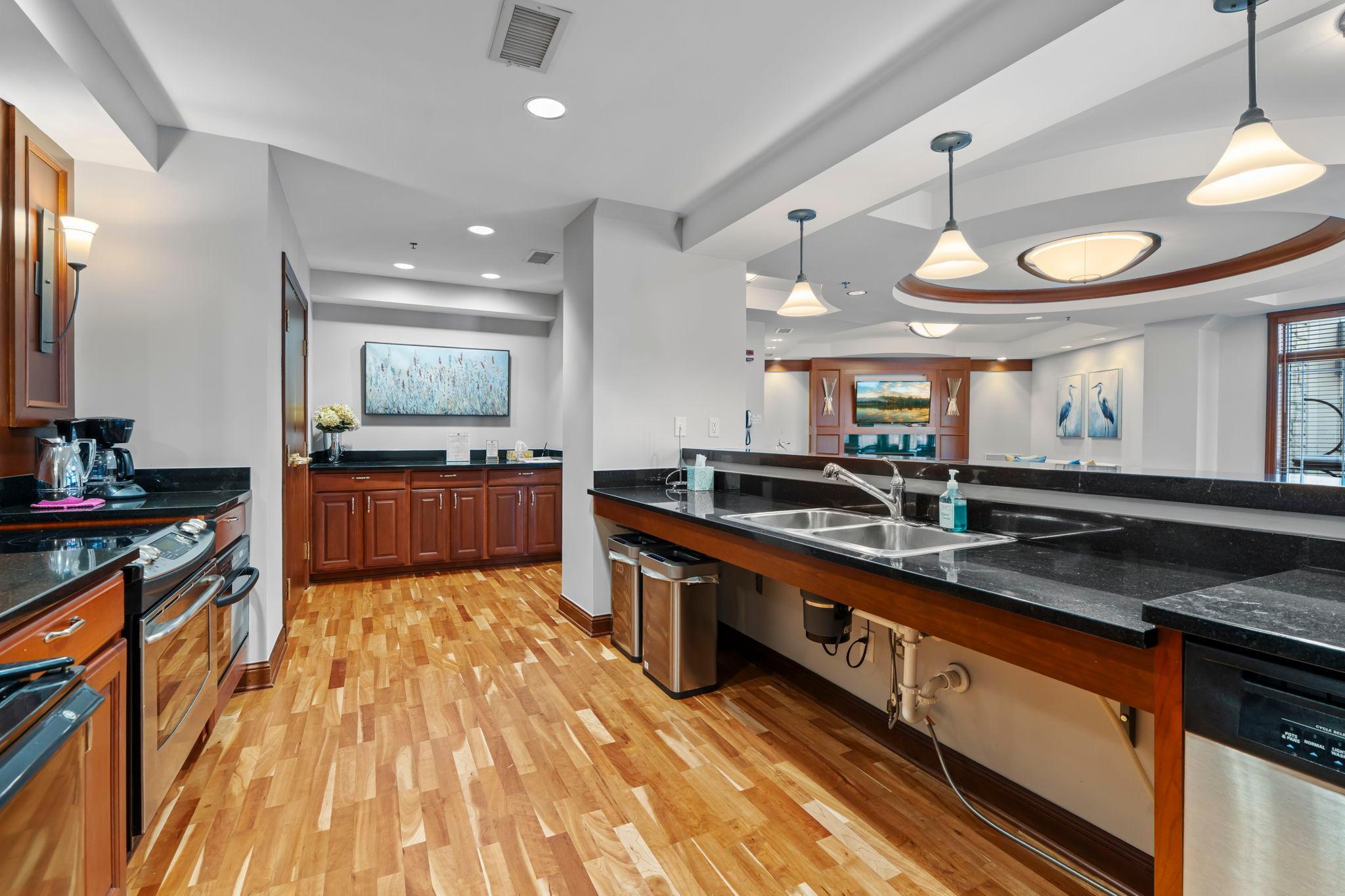 408 Parkers Lake Road, Unit 107 Minnetonka, MN 55391 - Photo 50 of 76