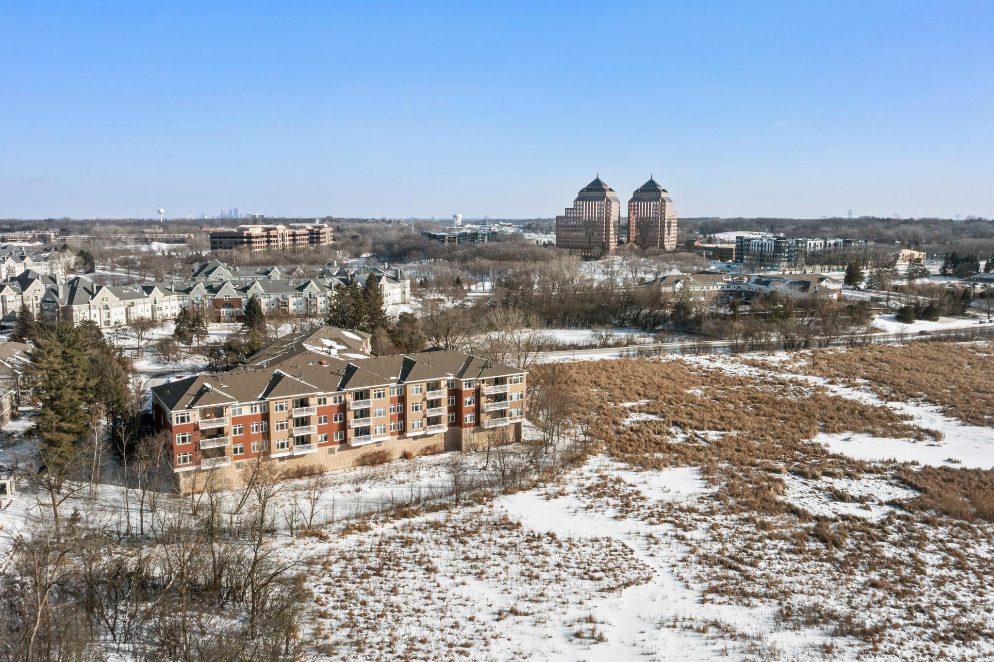 408 Parkers Lake Road, Unit 107 Minnetonka, MN 55391 - Photo 60 of 76