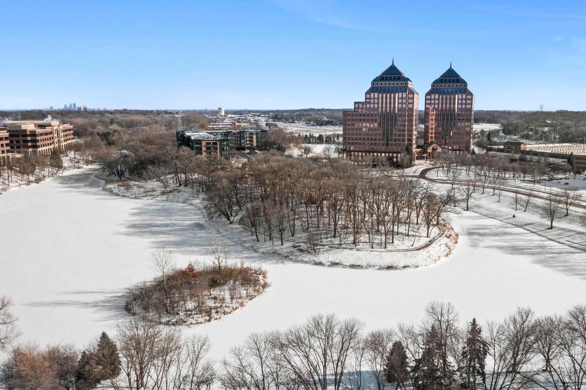 408 Parkers Lake Road, Unit 107 Minnetonka, MN 55391 - Photo 68 of 76