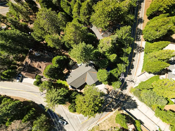 $825,000 | 434 Klamath Drive, Lake Arrowhead, CA 92352