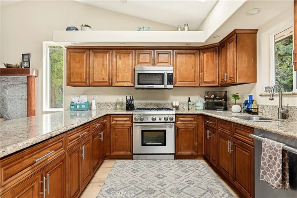 $825,000 | 434 Klamath Drive, Lake Arrowhead, CA 92352