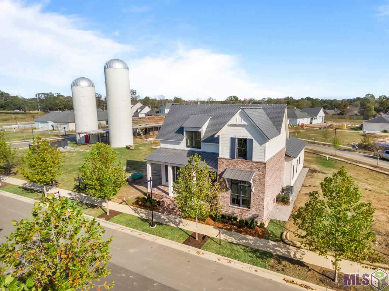 2110 Rouzan Avenue Baton Rouge, LA 70808 - Photo 3 of 34