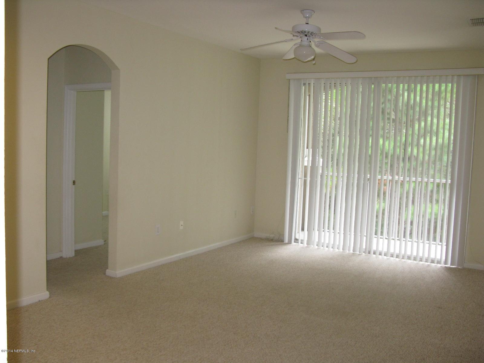 10550 Baymeadows Road, Unit 623 Jacksonville, FL 32256 - Photo 3 of 20 an empty room that has a window