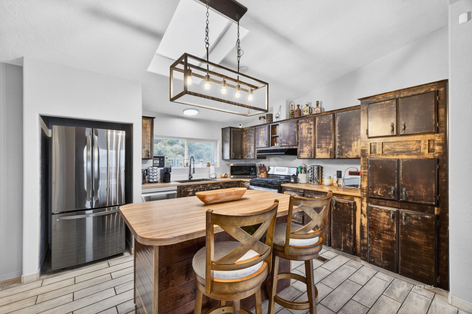 538 Spring Valley Parkway Spring Creek, NV 89815 - Photo 17 of 44