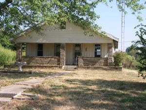 8286 Tunnelton Road Bedford, IN 47421 - Photo 1 of 9