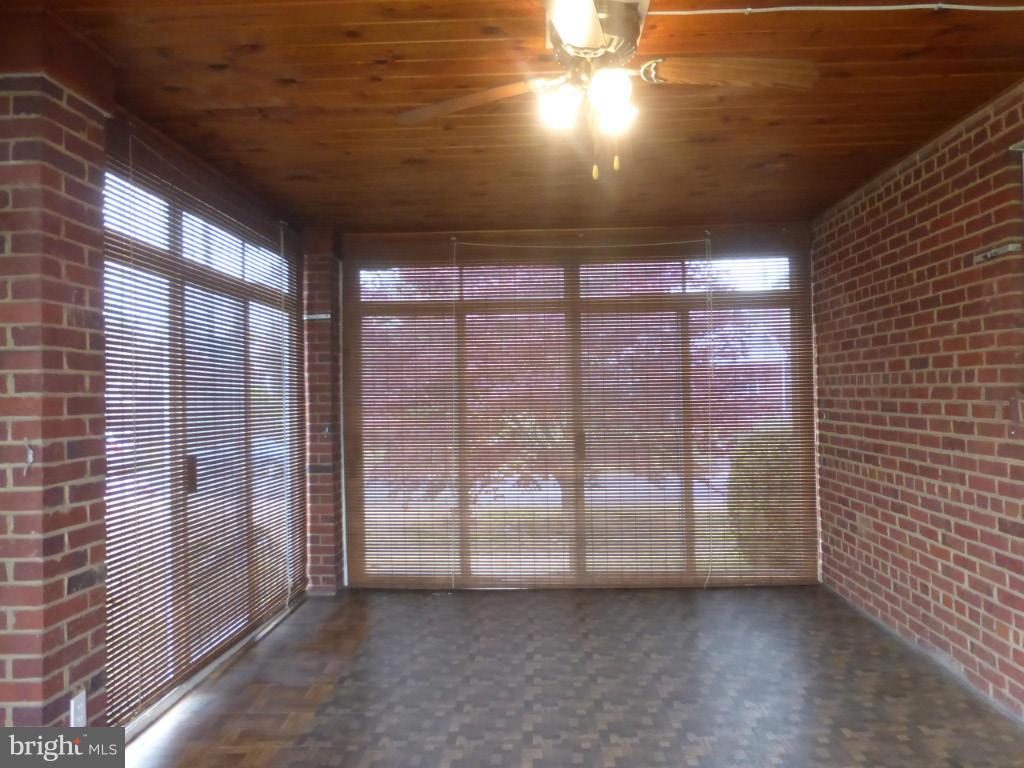 11805 Judson Road Silver Spring, MD 20902 - Photo 15 of 21 Interior (General)