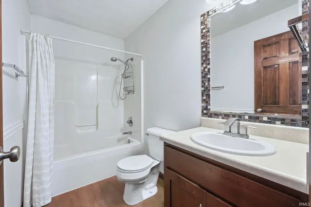 $499,900 | 16902 Prine Road, Yoder, IN 46798