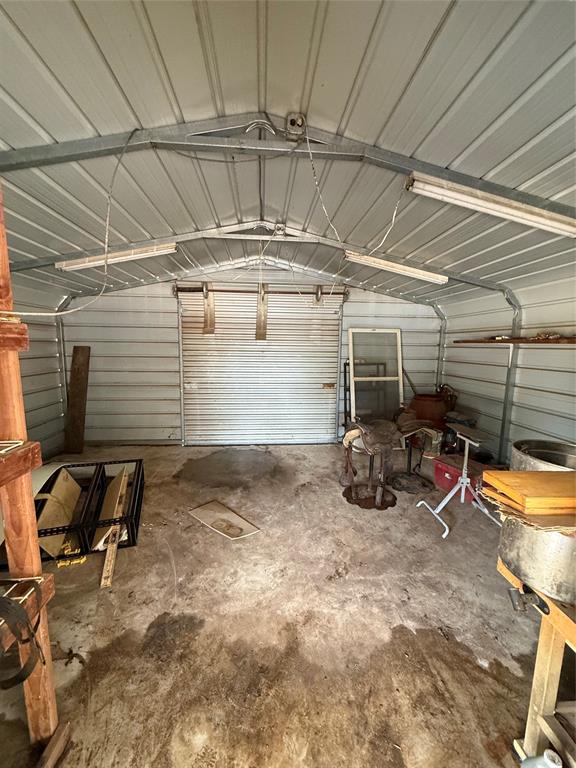 319 County Road 4868 Azle, TX 76020 - Photo 22 of 22 a view of a garage room