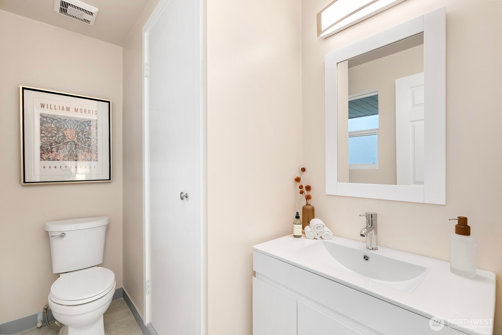 1301 Edmonds Avenue Northeast Renton, WA 98056 - Photo 15 of 40