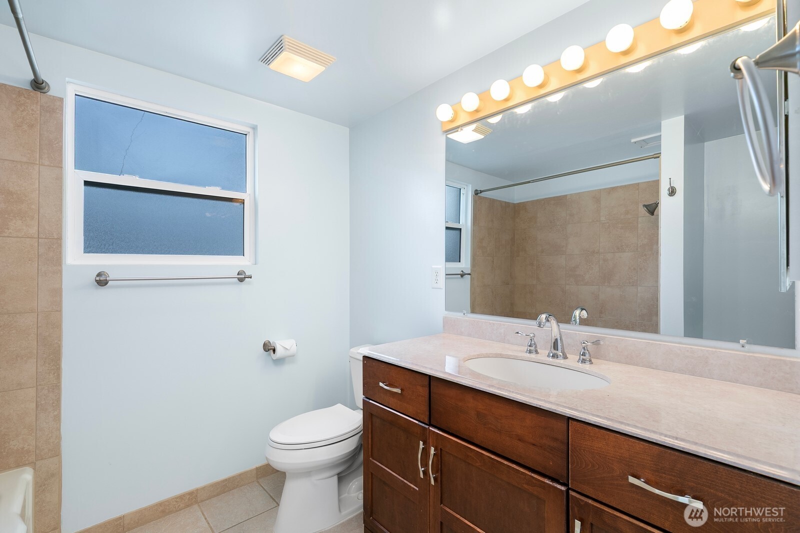 1301 Edmonds Avenue Northeast Renton, WA 98056 - Photo 33 of 40