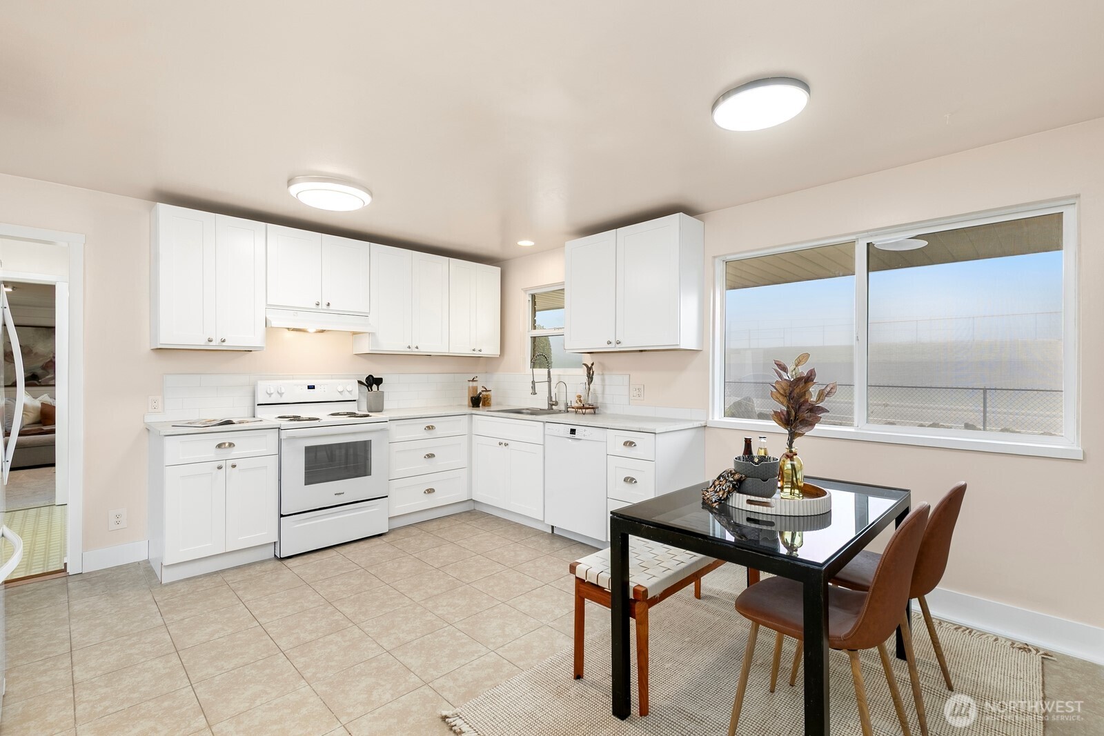 1301 Edmonds Avenue Northeast Renton, WA 98056 - Photo 9 of 40