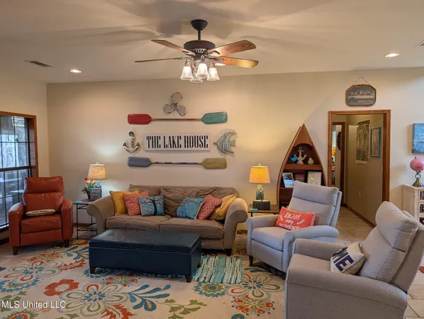 $1,100,000 | 642 Columbine Lane Southwest, Brookhaven, MS 39601