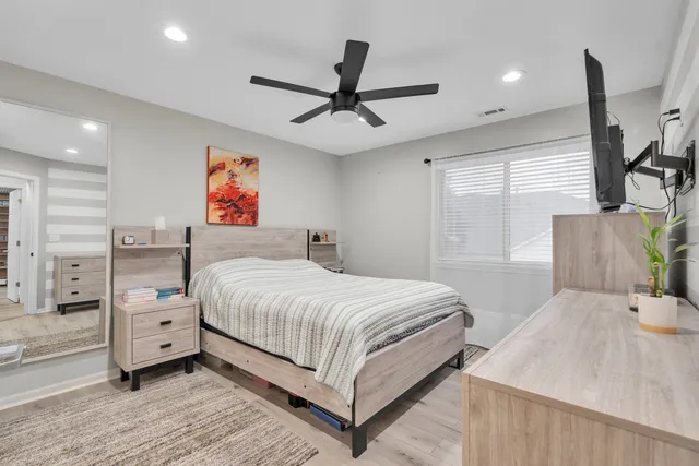 $245,000 | 759 Sterling Court, Unit A2, Bartlett, IL 60103