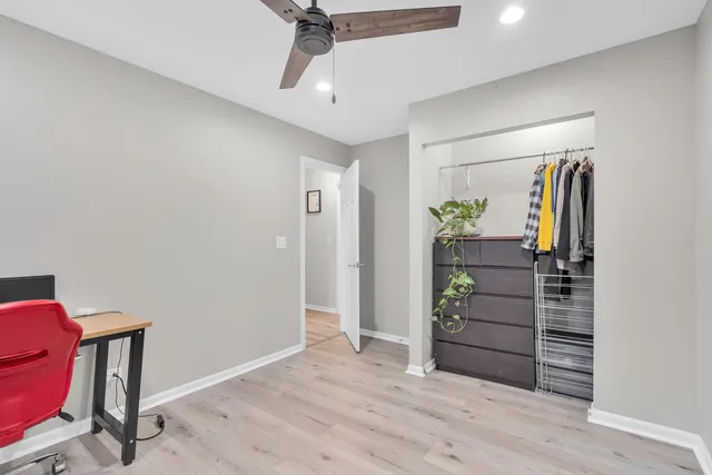 $245,000 | 759 Sterling Court, Unit A2, Bartlett, IL 60103