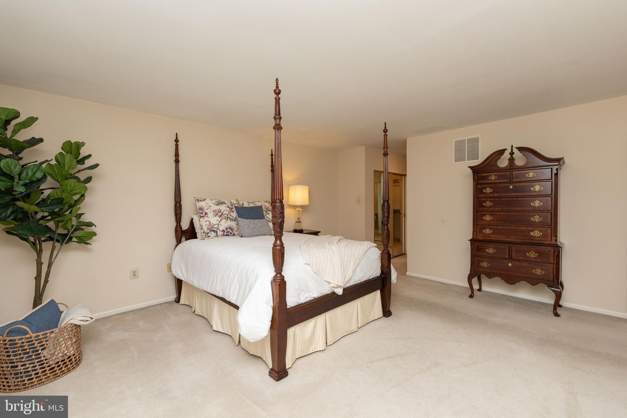 12 Sweetwater Circle Ambler, PA 19002 - Photo 15 of 23 Owner's Suite