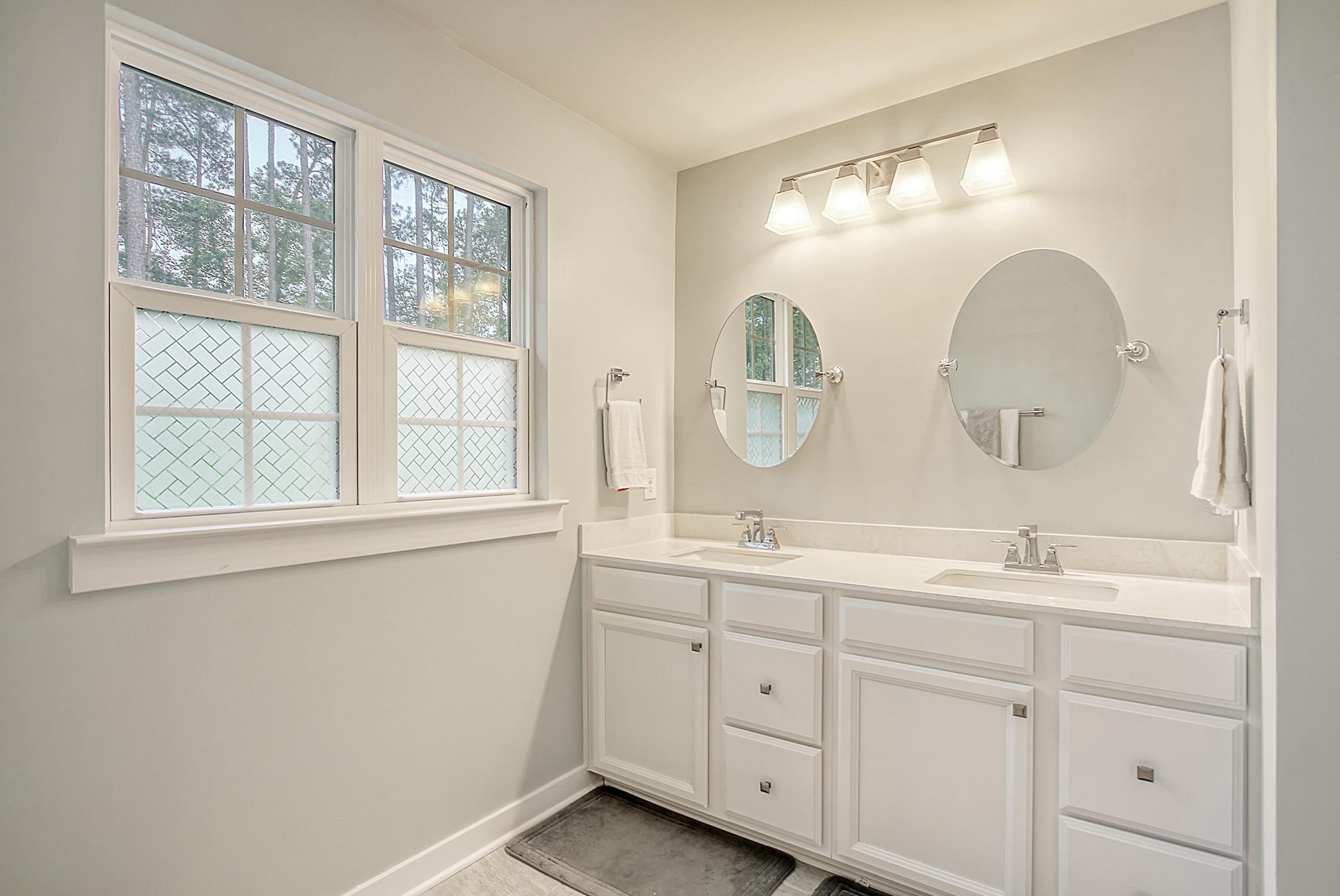 124 Whitetail Road Summerville, SC 29483 - Photo 17 of 37 CREM_124 Whitetail_master bath